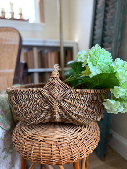 Hand-Woven Willow Buttocks Gathering Basket (flowers not included)