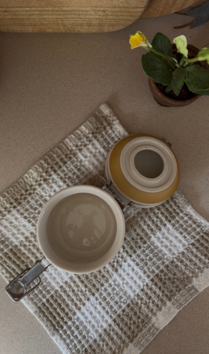 Small Cottage-Style Canister