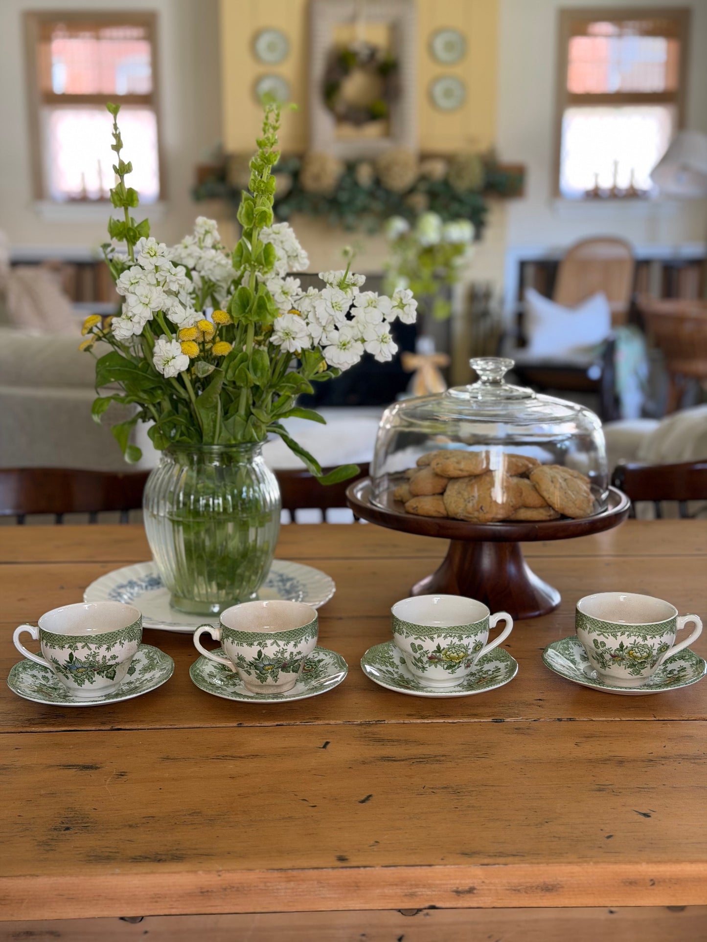 Set of 4 Enoch Wedgwood Green Floral Teacups and Saucers