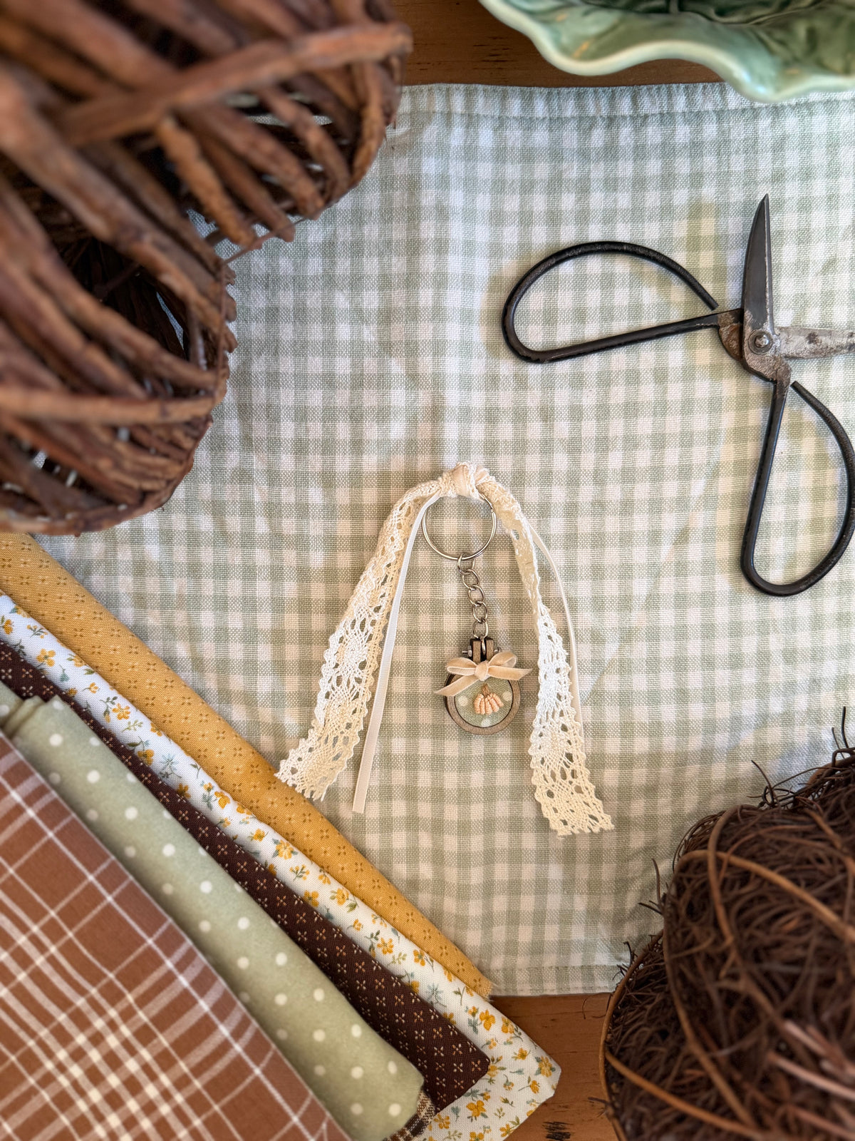 Pumpkin on Green Polka dot Fabric Embroidery Keychain