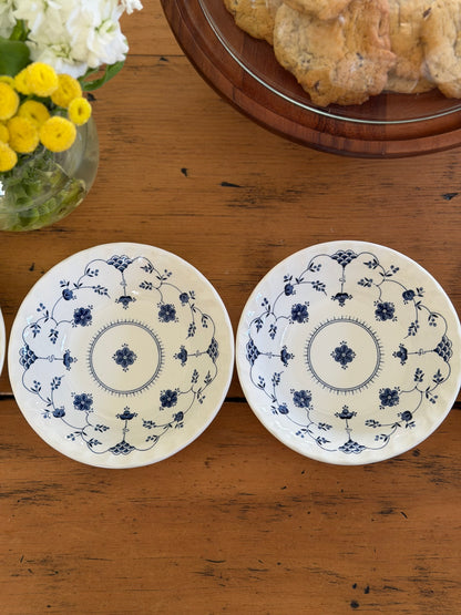 The Georgian Collection 29 piece Dinnerware Set in the "Finlandia" Pattern made in Churchill England