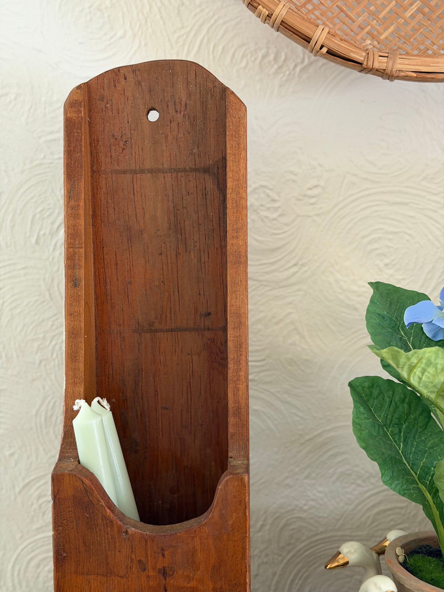 Wooden Candle Box Wall-hanging (flowers and candles not included)