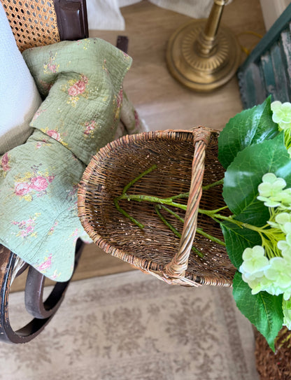 Hand-Woven Willow Buttocks Gathering Basket (flowers not included)
