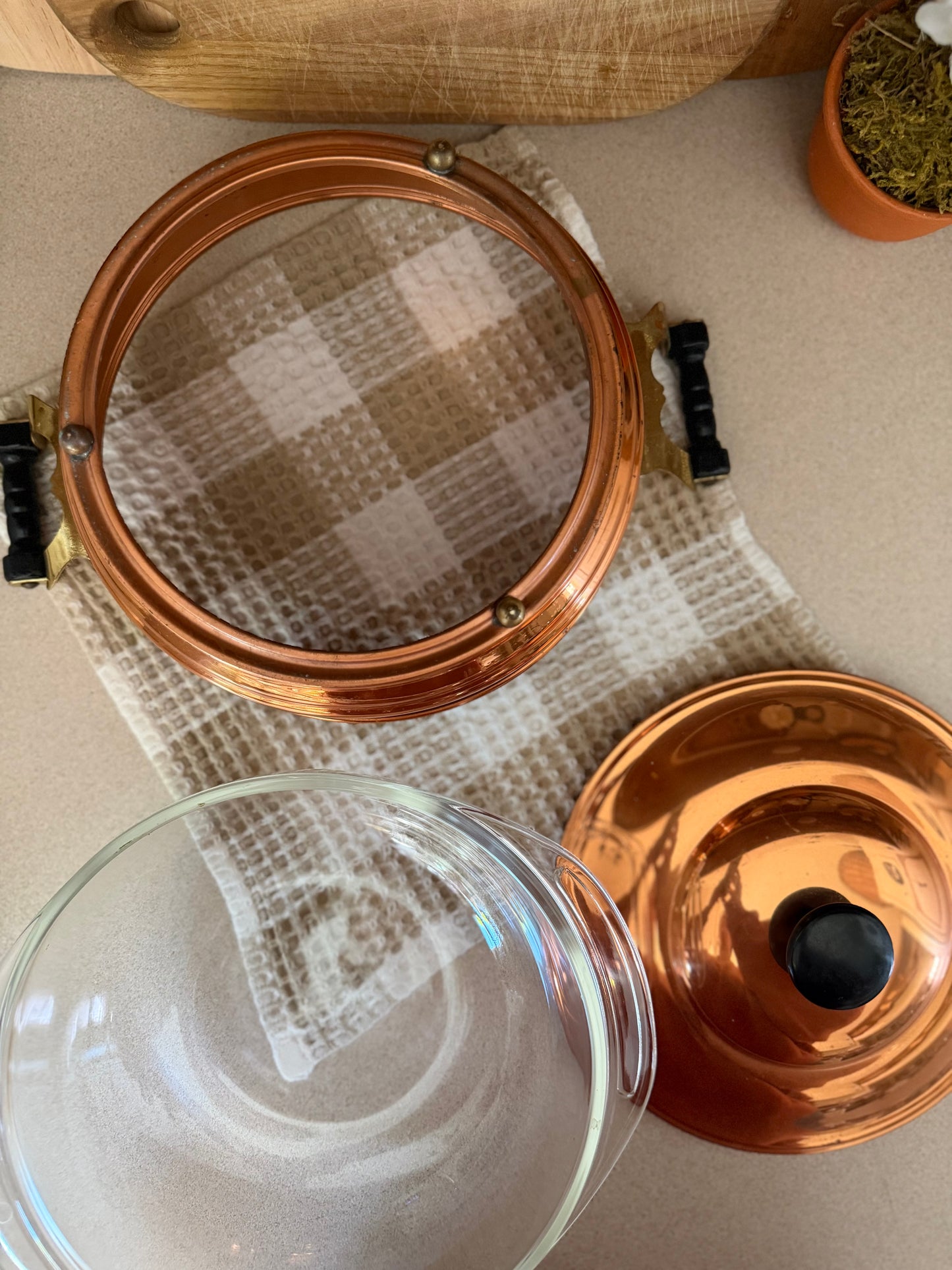 Pyrex Serving Dish with Copper Carrier and Lid