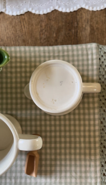 Daisy Sugar Dish and Creamer Set