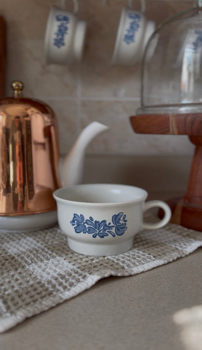 Set of 4 Pfaltzgraff Mugs