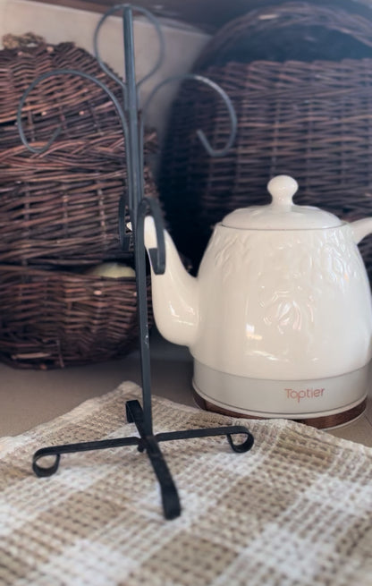 Black Metal Mug Rack