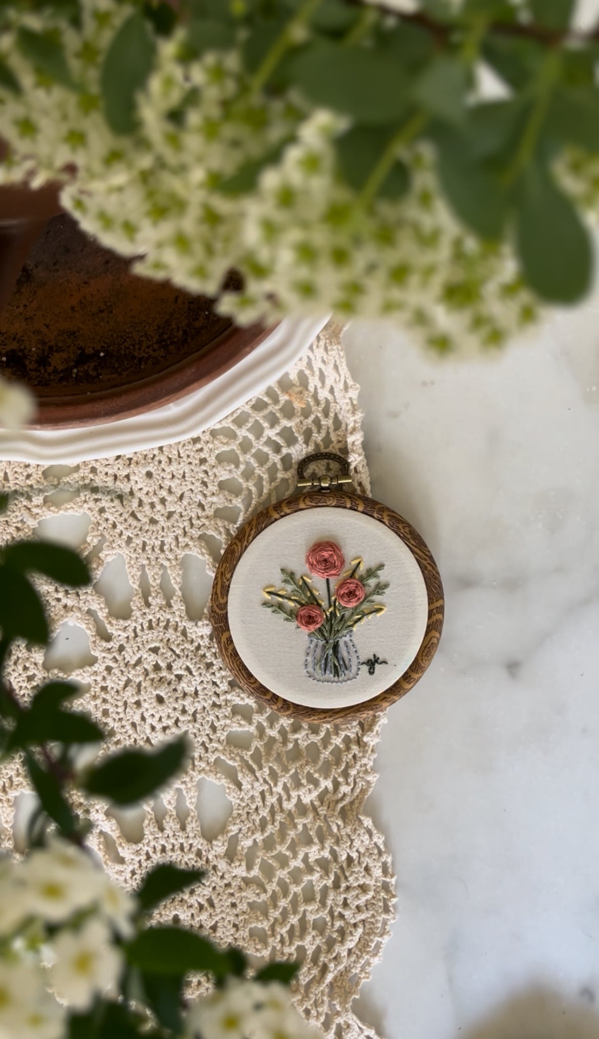 Small Bouquet of Flowers in Vase Embroidery Magnet